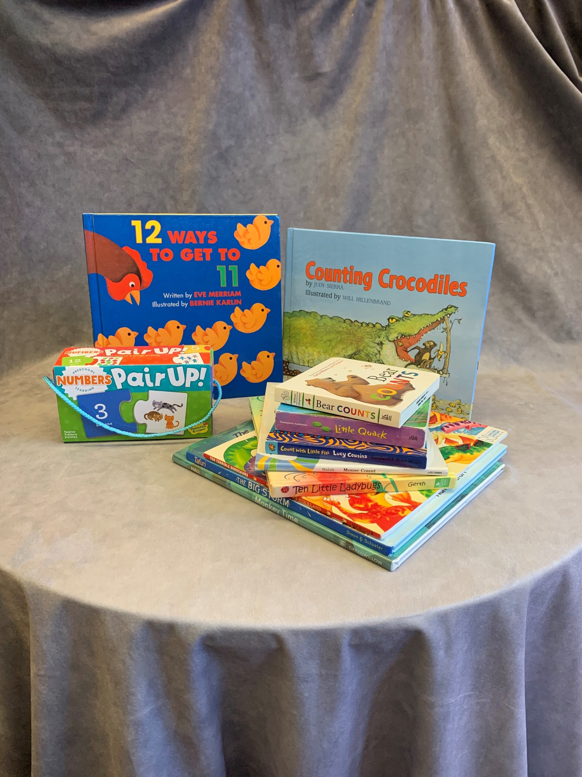 Notes: And the Good Brown Earth -- Carl's Afternoon in the Park -- Compost Stew -- The Curious Garden -- Flower Garden -- Growing Vegetable Soup -- Isabella's Garden -- Mud -- Night Rabbits -- Plant the Tiny Seed -- Planting a Rainbow -- Some Smug Slug -- Spring is Here -- Sunflower House -- Two Old Potatoes and Me